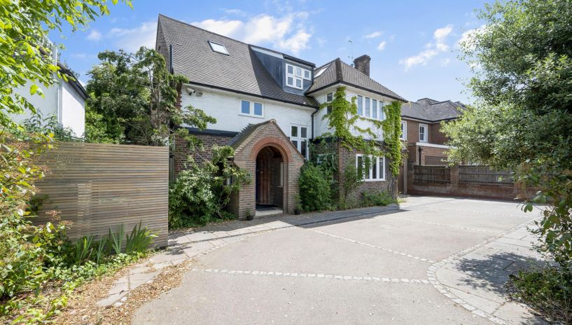 Coombe Lane West, Kingston Upon Thames, KT2