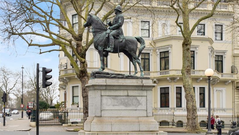 Queen's Gate, South Kensington, SW7